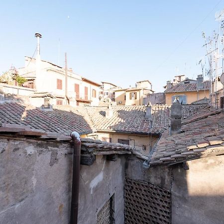 Stunning Campo De Fiori Apartment With Terrace Rom Eksteriør billede