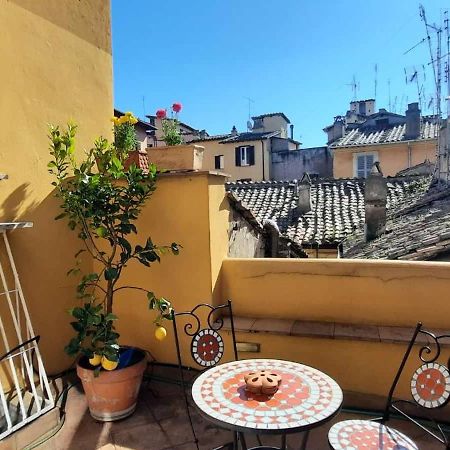 Stunning Campo De Fiori Apartment With Terrace Rom Eksteriør billede