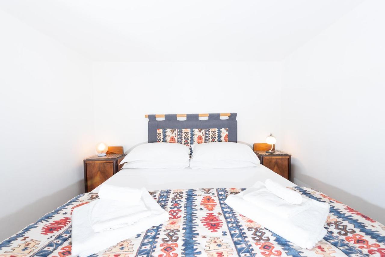 Stunning Campo De Fiori Apartment With Terrace Rom Eksteriør billede