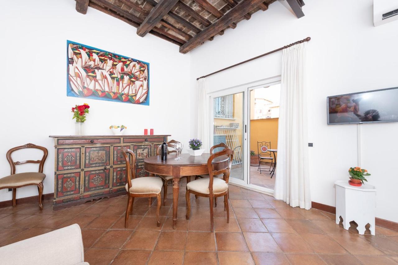 Stunning Campo De Fiori Apartment With Terrace Rom Eksteriør billede